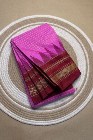pink and red jerry checks, temple gadiwalsaree pallu tope pallu