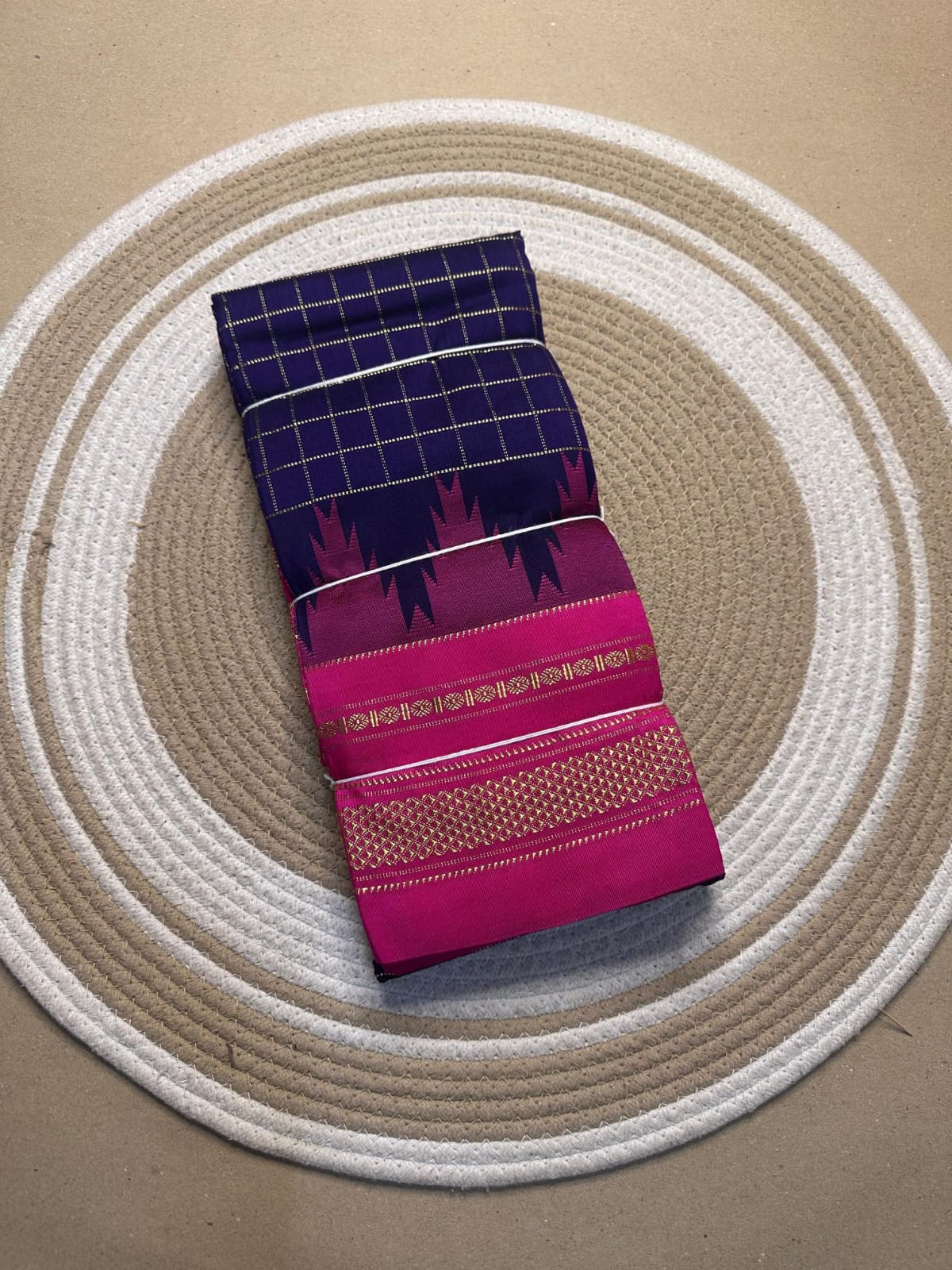 dark blue and pink jerry checks, temple gadiwalsaree pallu tope pallu dark blue and pink jerry checks, temple gadiwalsaree pallu tope pallu