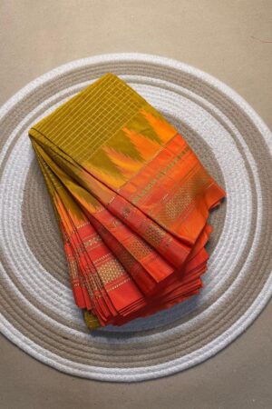cream jerry checks, temple gadiwalsaree pallu tope pallu