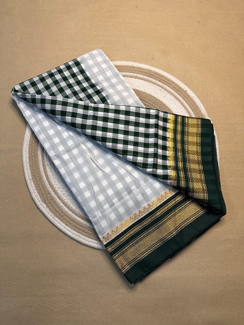 white and green tana patali pallu catlon pallu white and green tana patali pallu catlon pallu