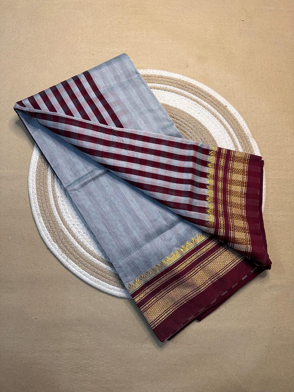 grey and mroon tana patali pallu catlon pallu grey and mroon tana patali pallu catlon pallu