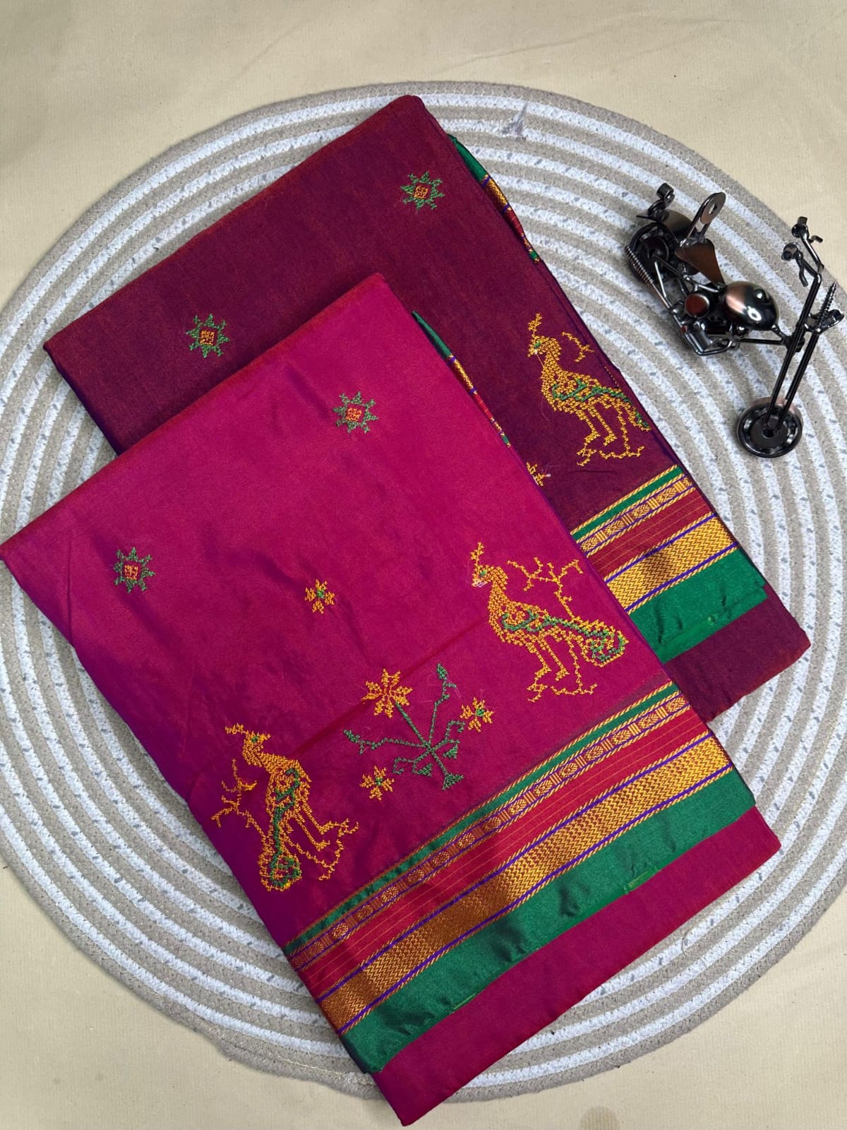 pinkish red ilkal kasuti saree pallu patti pallu pinkish red ilkal kasuti saree pallu patti pallu