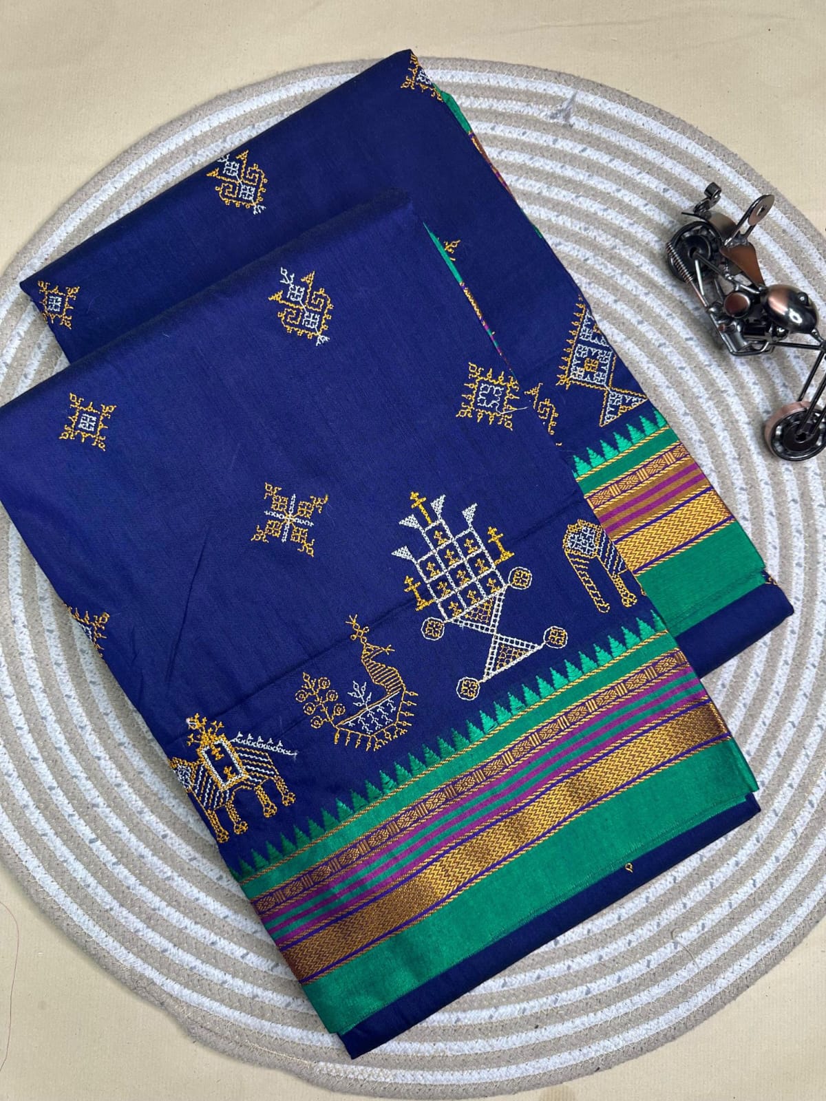 dark blue ilkal kasuti saree pallu patti pallu dark blue ilkal kasuti saree pallu patti pallu