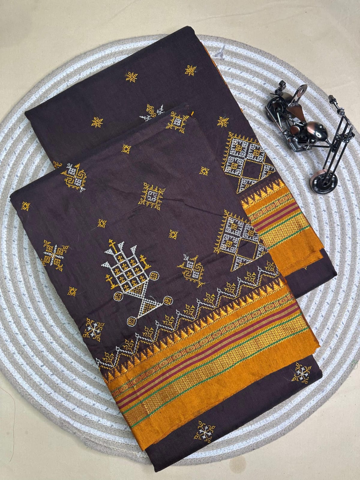 chocolate ilkal kasuti saree pallu patti pallu | ikatra chocolate ilkal kasuti saree pallu patti pallu | ikatra