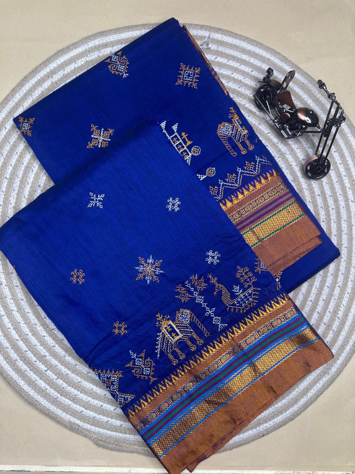 dark blue ilkal kasuti saree pallu patti pallu dark blue ilkal kasuti saree pallu patti pallu