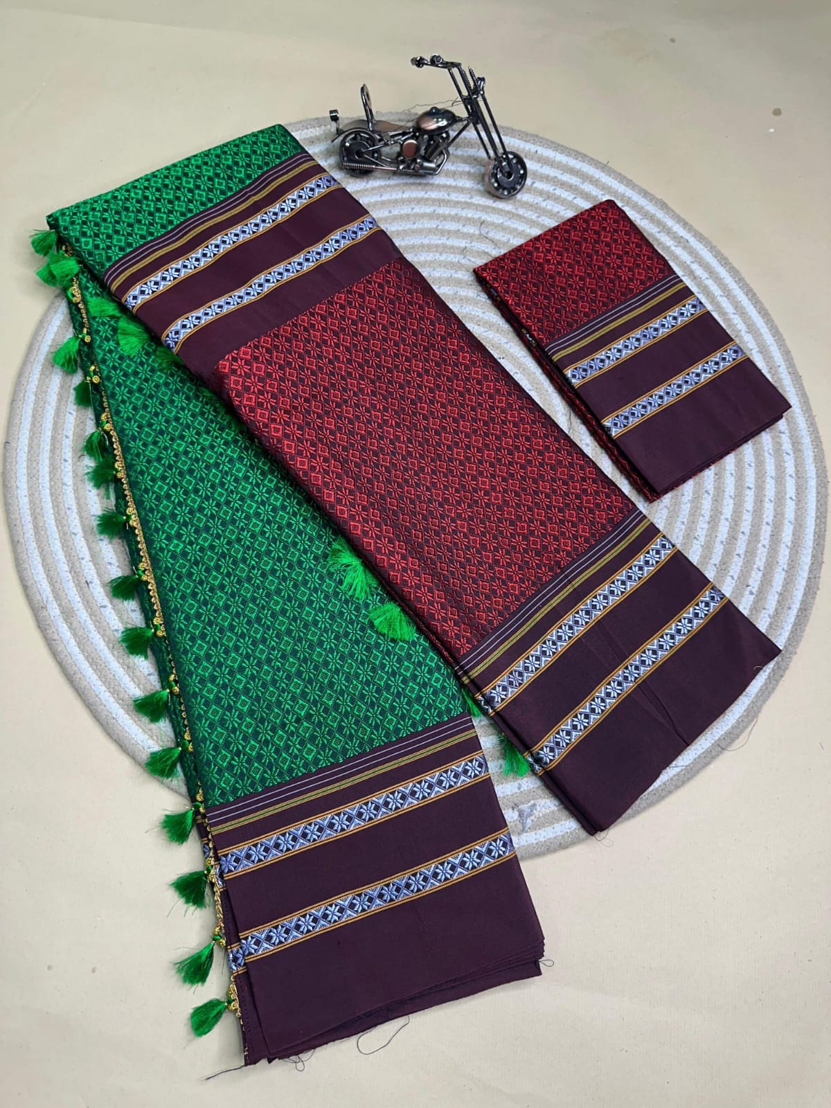 red and green half and half kanna saree red and green half and half kanna saree