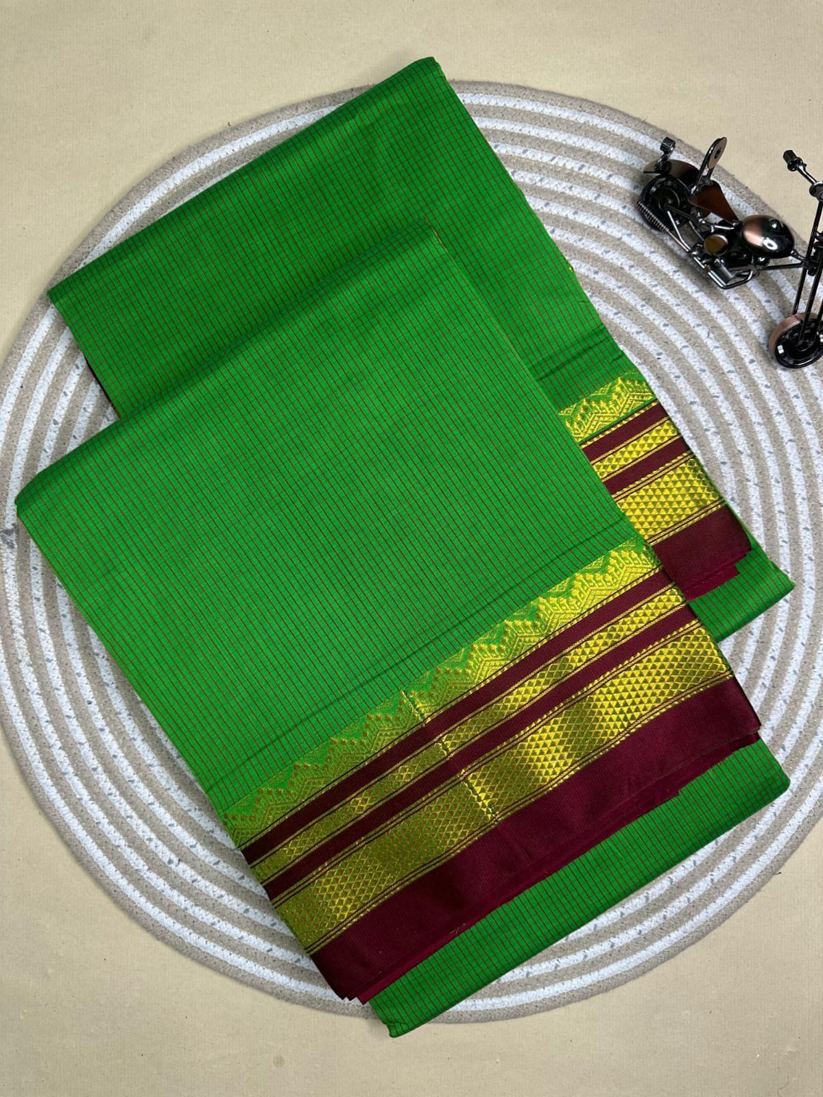 green and maroon tana kaddi checks silk pallu saree | ikatra green and maroon tana kaddi checks silk pallu saree | ikatra